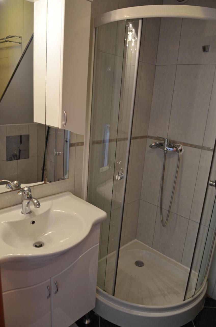 Apartments Pirovcanka พิโรวัซ ภายนอก รูปภาพ