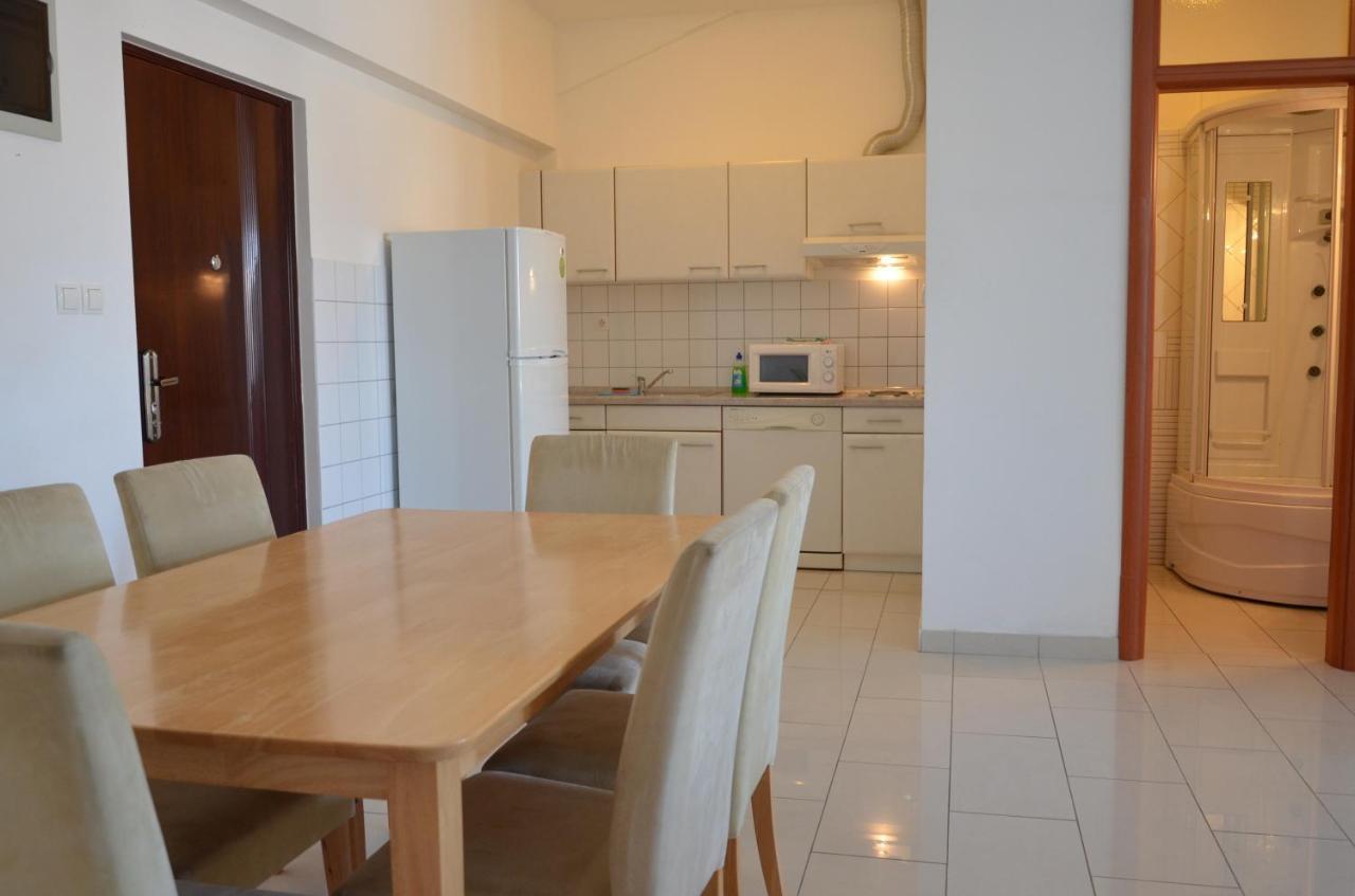 Apartments Pirovcanka พิโรวัซ ภายนอก รูปภาพ